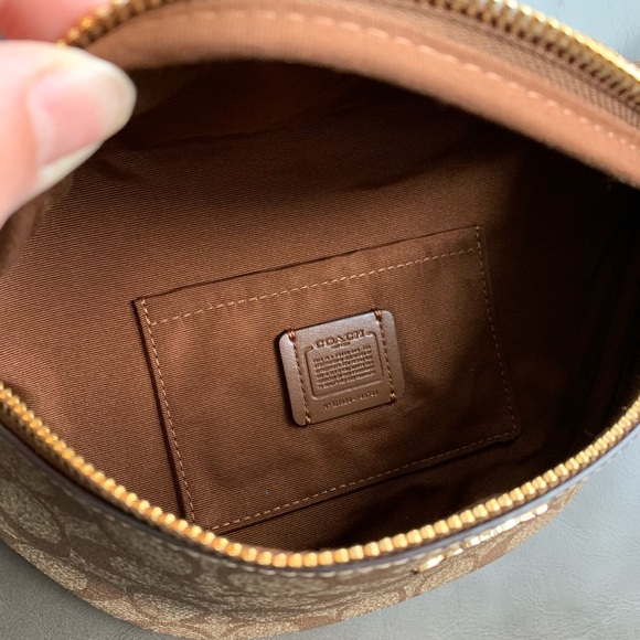 NWT COACH Belt Bag In Signature Canvas - Picture 6 of 7